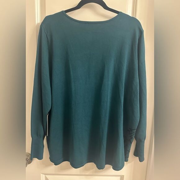 Chico’s Spun Rayon Embroidered V-Neck Sweater Size 4 XXL Classic Fit Color Teal - Picture 5 of 11
